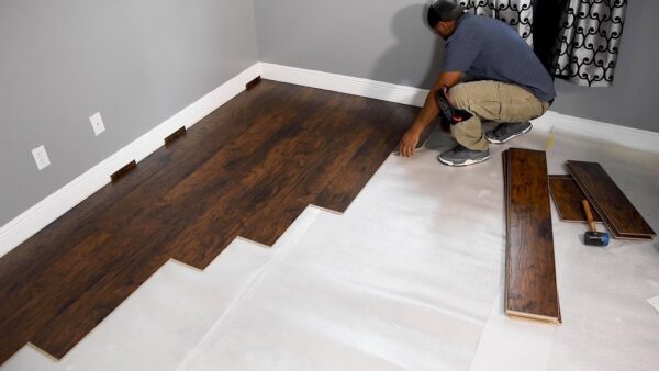 Laminate flooring in Albany, OR